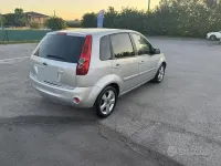 Usata Ford Fiesta 80 CV (58 kW) 2008 Utilitaria