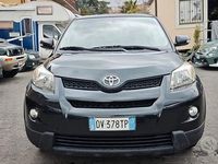 Usata Toyota Urban Cruiser Luxury 90 CV (66 kW) 2009 Nero Utilitaria