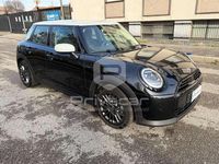 Usata Mini Cooper Classic 114 kW (156 CV) 2025 Nero Utilitaria