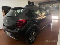 Usata Dacia Sandero Comfort 95 CV (69 kW) 2019 Nero Berlina