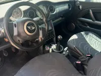 Usata Mini Cooper 88 CV (64 kW) 2005 Nero Utilitaria