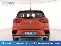 Usata MG ZS Luxury 106 CV (77 kW) 2022 Arancione Berlina
