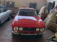 Usata Alfa Romeo 2000 Veloce 131 CV (96 kW) 1972 Rosso Coupé