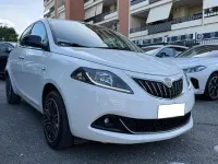 Usata Lancia Ypsilon Gold 69 CV (50 kW) 2023 Bianco Utilitaria