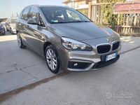 Usado BMW 218 Sport Line 150 HP (110 kW) 2015 Castanho Carrinha