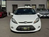 Usata Ford Fiesta 60 CV (44 kW) 2011 Bianco Berlina