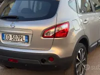 Usata Nissan Qashqai Acenta 117 CV (86 kW) 2011 Grigio SUV