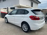 Usado BMW 216 Advantage 116 HP (85 kW) 2018 Branco Carrinha