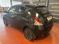 Usata Lancia Ypsilon Gold 69 CV (50 kW) 2021 Nero Utilitaria