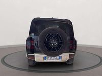 Usata Land Rover Defender S 200 CV (147 kW) 2024 Santorini black SUV