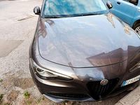 Usata Alfa Romeo Giulia Super 179 CV (131 kW) 2017 Grigio Berlina