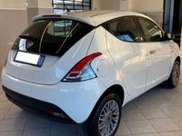 Usata Lancia Ypsilon Gold 86 CV (63 kW) 2013 Bianco Utilitaria