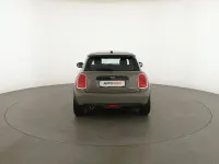 Usata Mini Cooper D 116 CV (85 kW) 2019 Verde Utilitaria
