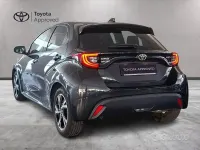 Usata Toyota Yaris Hybrid Trend 116 CV (85 kW) 2025 Black met Berlina
