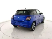 Usata Suzuki Swift 83 CV (61 kW) 2024 Blu oceania tetto nero Utilitaria