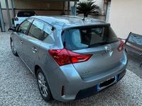 Usata Toyota Auris Active 90 CV (66 kW) 2013 Grigio Berlina