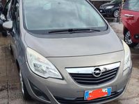 Usata Opel Meriva 120 CV (88 kW) 2011 Giallo Monovolume