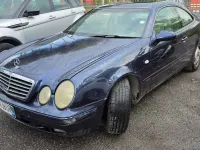 Usata Mercedes CLK200 Elegance 136 CV (100 kW) 1999 Blu/azzurro Coupé