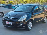 Usata Hyundai i20 Edition 78 CV (57 kW) 2012 Nero Utilitaria