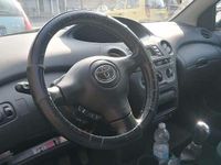 Usata Toyota Yaris Sol 69 CV (50 kW) 2005 Berlina
