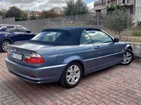 Usata BMW 325 Cabriolet 192 CV (141 kW) 2001 Cabrio