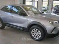 Usata Opel Mokka Elegance 101 CV (74 kW) 2022 Argento SUV