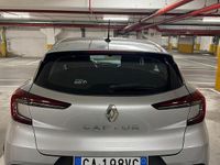Usado Renault Captur Zen 95 CV (69 kW) 2020 Gris SUV