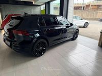 Begagnad VW Golf VIII Life 110 HK (80 kW) 2021 Svart Sedan