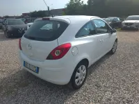 Usata Opel Corsa 85 CV (62 kW) 2011 Bianco Utilitaria