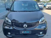 Usata Smart ForFour 71 CV (52 kW) 2019 Nero Utilitaria