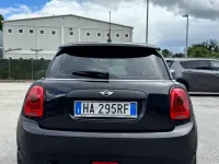 Usata Mini ONE 102 CV (75 kW) 2017 Nero Utilitaria