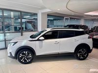 Usata Peugeot 2008 Allure 110 CV (80 kW) 2021 Bianco SUV