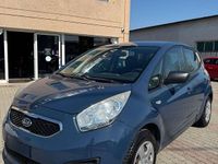 Usata Kia Venga Active 90 CV (66 kW) 2012 Blu Utilitaria