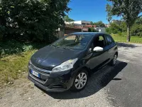 Usata Peugeot 208 Active 68 CV (50 kW) 2018 Nero Utilitaria