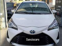 Usata Toyota Yaris Hybrid Business Edition 73 CV (53 kW) 2019 Bianco Berlina