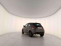 Usata Lancia Ypsilon 70 CV (51 kW) 2024 Grigio Utilitaria