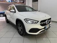 Usata Mercedes GLA200 150 CV (110 kW) 2023 Bianco SUV