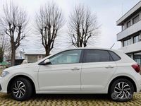 Usata VW Polo Life 95 CV (69 kW) 2023 Grigio Utilitaria