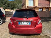 Usata Toyota Yaris 99 CV (72 kW) 2012 Utilitaria