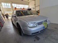Usata VW Golf IV Highline 131 CV (96 kW) 2003 Berlina