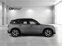 Nuova Mini Countryman Favoured 230 kW (313 CV) 2025 SUV