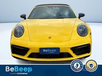 Usata Porsche 992 480 CV (353 kW) 2022 Giallo metallizzato Cabrio