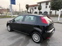 Usata Fiat Punto Street 69 CV (50 kW) 2018 Nero Utilitaria