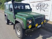 Usata Land Rover Defender 122 CV (89 kW) 2002 Verde SUV