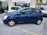Usata Toyota Yaris Sol 65 CV (47 kW) 2005 Blu/azzurro Utilitaria