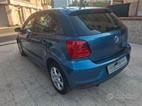 Usata VW Polo 90 CV (66 kW) 2017 Blu Berlina