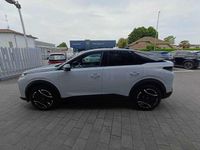 Usata Peugeot e-3008 Allure 156 kW (213 CV) 2024 Bianco okenite SUV