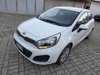 Usata Kia Rio LX 75 CV (55 kW) 2013 Bianco Berlina