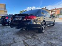 Käytetty Mercedes E200 136 HP (100 kW) 2014 Musta Sedan