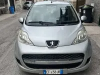 Usata Peugeot 107 Allure 68 CV (50 kW) 2010 Utilitaria